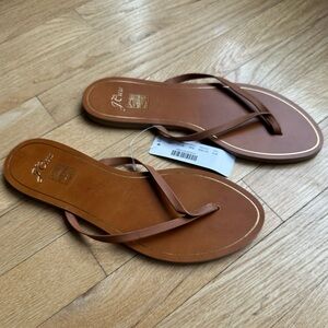 J. Crew Women's Brown Leather Flip Flops, NWT! Size 8.